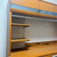 【軽トラもしくは大型車での引取り推奨】コンセント付き棚 収納棚の画像