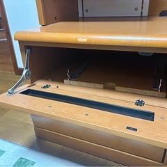 【軽トラもしくは大型車での引取り推奨】コンセント付き棚 収納棚の画像