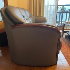 千葉かねたや購入ソファの画像