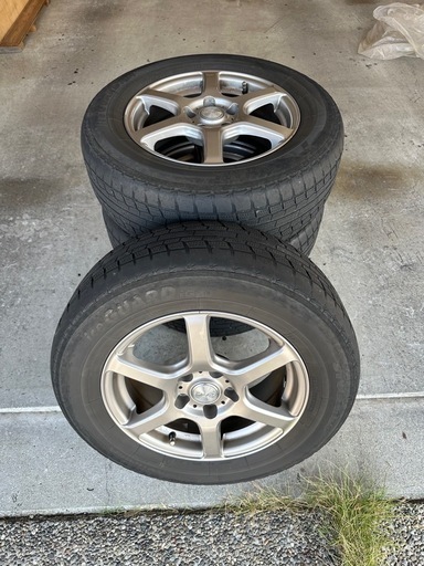 今週限定12500　アルファード　215/65R16 スタッドレスホール付き