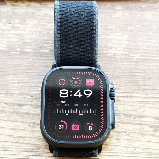Apple Watch Ultra 2 GPS + Cellular（49mm ブラックチタニウム） MYTJ3ZP/A