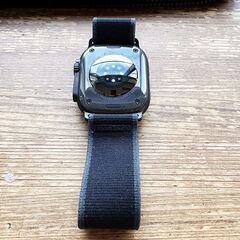 Apple Watch Ultra 2 GPS + Cellular（49mm ブラックチタニウム） MYTJ3ZP/Aの画像