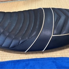 バイクのシートの画像
