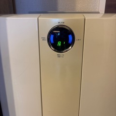 DAIKIN  ダイキン　空気清浄機　加湿機能付きの画像