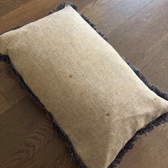 スウェーデンアンティーククッション0円の画像