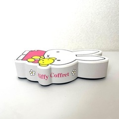 ミッフィー　miffy モロゾフ　チョコレート　箱の画像