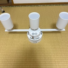 ３灯LEDシーリングライトの画像