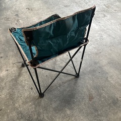椅子　キャンプ　ガレージ　災害等に　2脚セットの画像