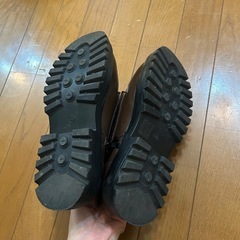 ブラウン 革製 ショートブーツの画像