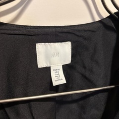 H&Mベスト黒ジレ0円の画像