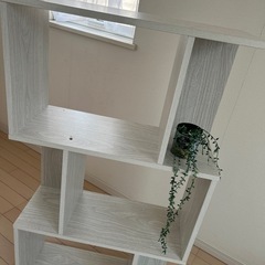 美品飾り棚の画像