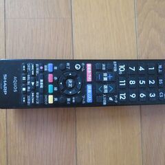 SHARP 32インチ 液晶テレビ LC-32J10 2015年製の画像