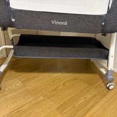 vinona ベビーベッドの画像