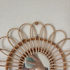 フラワーモチーフミラー　鏡の画像