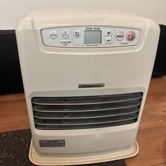 ファンヒーター　灯油ストーブの画像