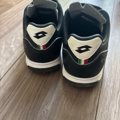 LOTTOサッカースパイクの画像