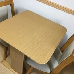 ★ニトリ★2人がけダイニングセット★回転椅子★の画像