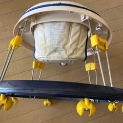 ベビー用品 歩行器　赤ちゃんの画像