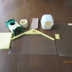 ハムスター飼育セット　家型飼育ケージ、飼育ケース　2階建てハウス　餌等付の画像