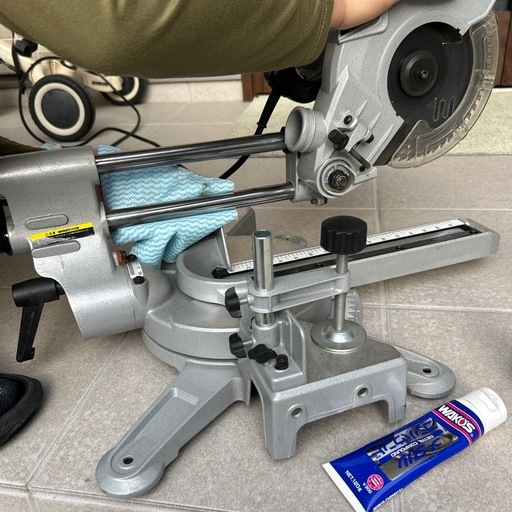 即決価格　卓上スライド丸ノコ