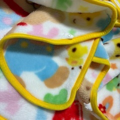 美品✨日本製✨ミキハウス✨ベビー70〜85✨秋冬服✨アウター✨防寒✨フリースポンチョ✨マント
の画像