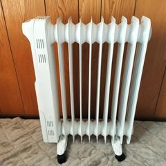 アイリスオーヤマ オイルヒーター 8畳 省エネ POH-1210KS-Wの画像