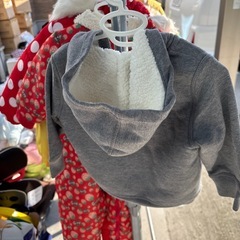 GAPパーカー80センチの画像