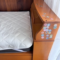 ベッドフレーム 収納付き※マットは除くの画像