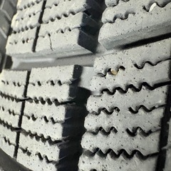 225/50/18冬ナンカンの画像