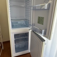 希少カラー Grand Line2ドア 冷凍冷蔵庫198L  2021年製の画像