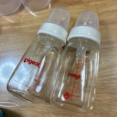 産後　哺乳瓶　新生児肌着　おしゃぶり　セットの画像