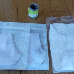 【未使用】災害時用グッズ　緊急持出袋　撥水パンツM　布製マスク　反射材の画像