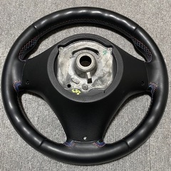 【希少・美品】BMW E90/E92 M3本革ステアリングフルセット
の画像