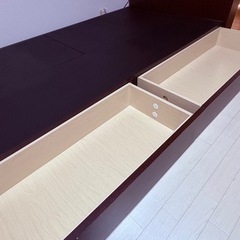 シングルベッドフレームマットレスセットの画像