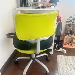 デスクと椅子差し上げますの画像