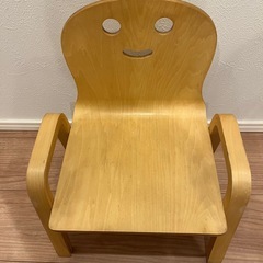 ヤトミ　キコリの小イス ブラウン ナチュラル 茶色の画像