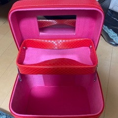 化粧ポーチ
の画像