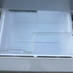 SHARP冷蔵庫 SJ-W351C-S 2017年製の画像