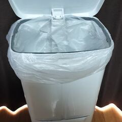 【美品】二段式フット式ゴミ箱の画像