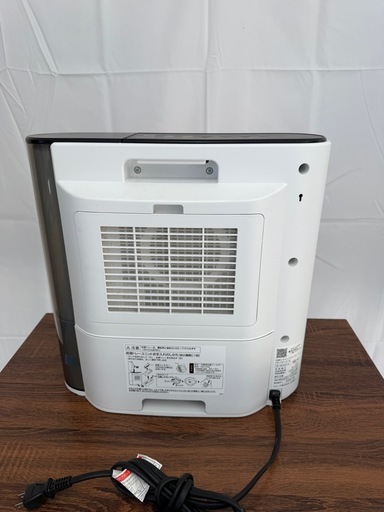 【美品】　SHARP シャープ 加湿セラミックファンヒーター HX-RK12 2022年製 ホワイト プラズマクラスター 暖房機器