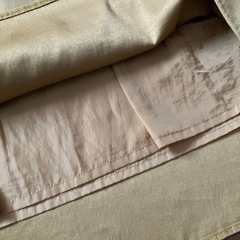 マスタード タイトスカート ロペピクニック 38
の画像