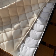 セミダブルのマットレスの画像