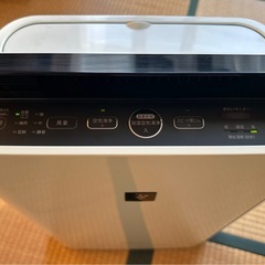 空気清浄機 SHARPの画像