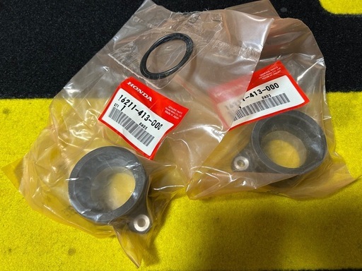 ホンダ 16211-413‐000 キャブレター マニホールド 新品 純正品