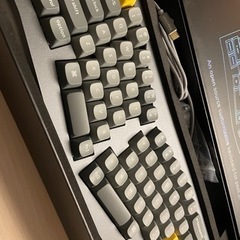 元値5万円　Keychron Q8 (アリスレイアウト）メカニカルキーボードの画像