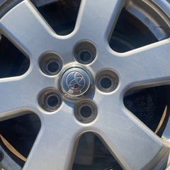 プリウス　純正ホイール　タイヤ付の画像