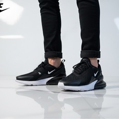 最大値引 ¥15,000 【新品】 Nike Air Max 270 ブラック スニーカー 【箱 / タグ付】の画像