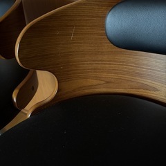 昇降式バーチェア合皮の画像