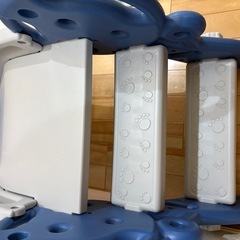 子供　滑り台　遊具　室内　の画像