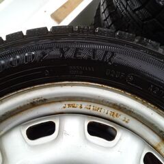 スタッドレスタイヤ　155/65R13 ホイール付きの画像